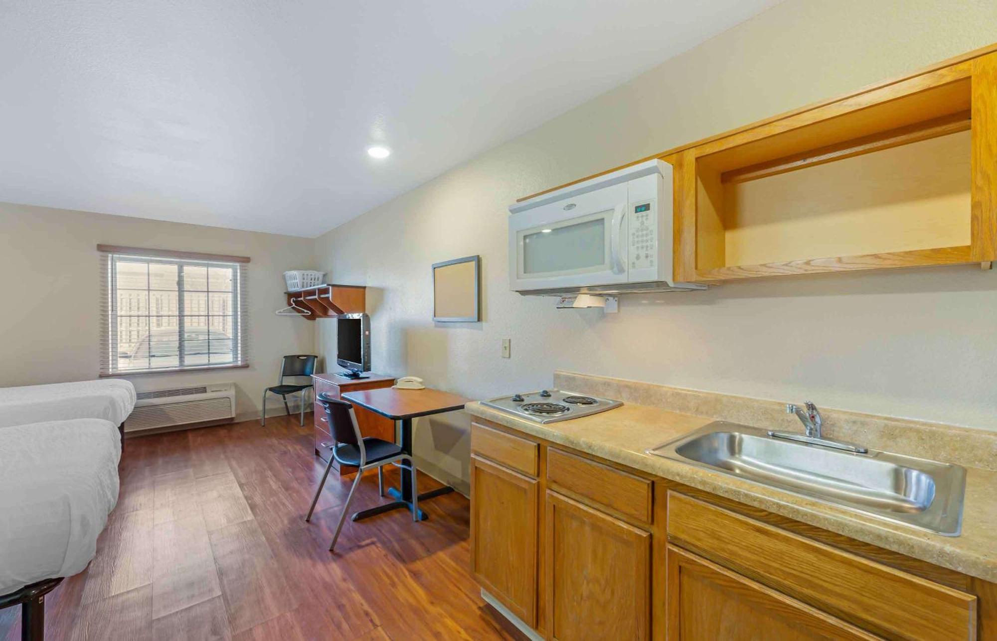 Extended Stay America Select Suites - Cleveland - Mentor Exterior photo