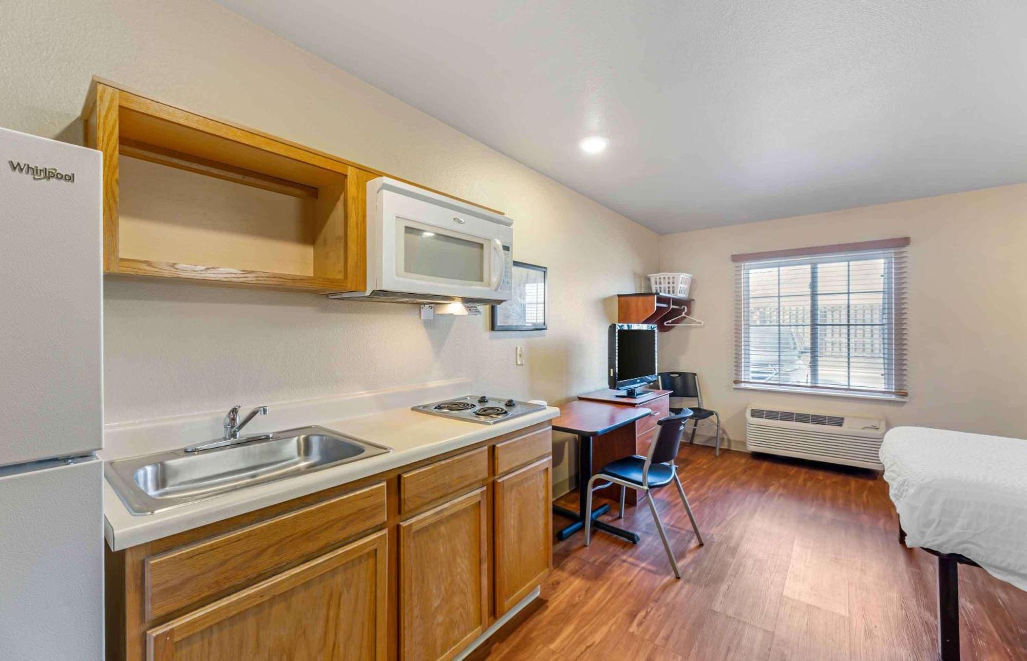 Extended Stay America Select Suites - Cleveland - Mentor Exterior photo