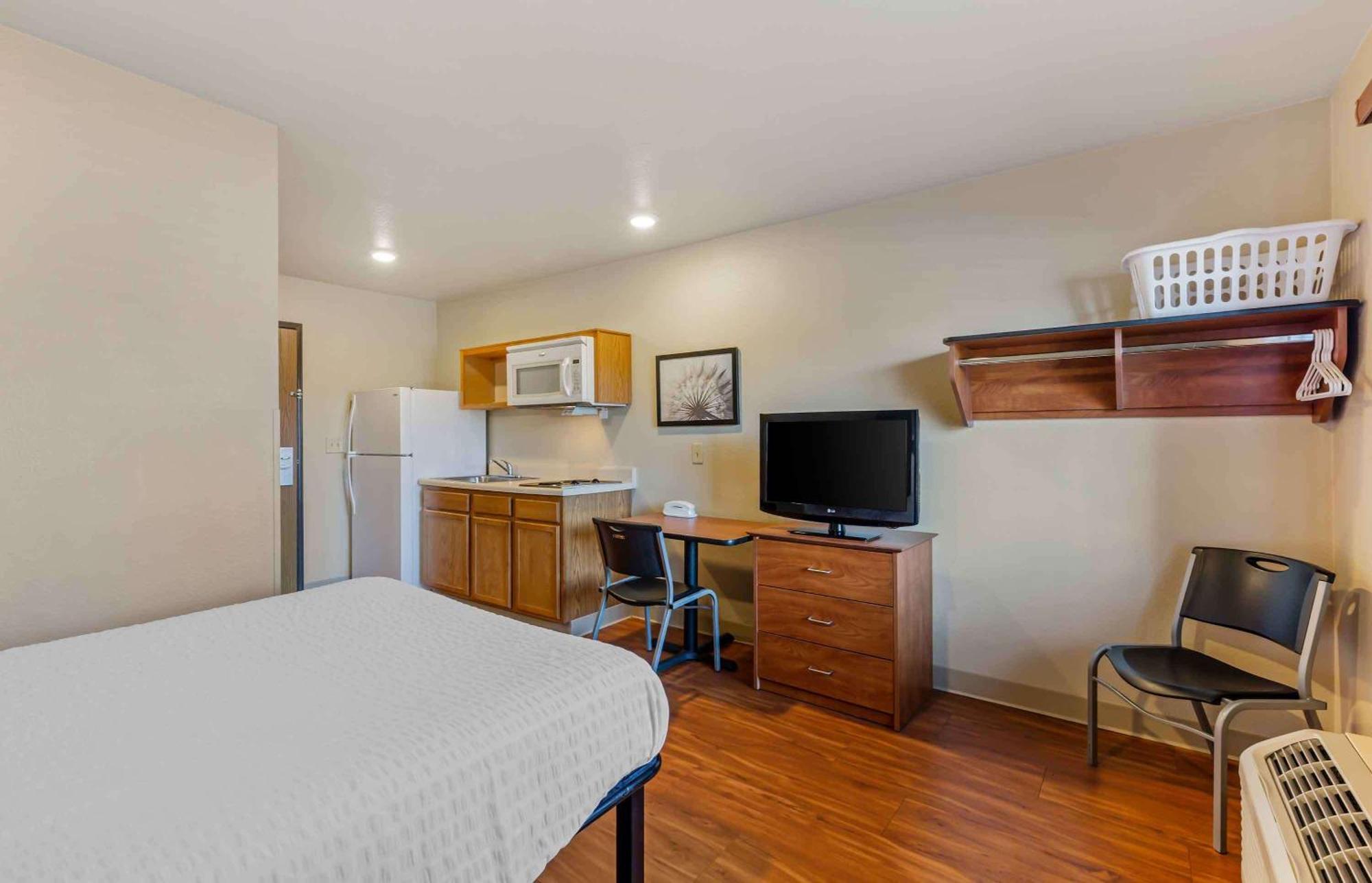 Extended Stay America Select Suites - Cleveland - Mentor Exterior photo